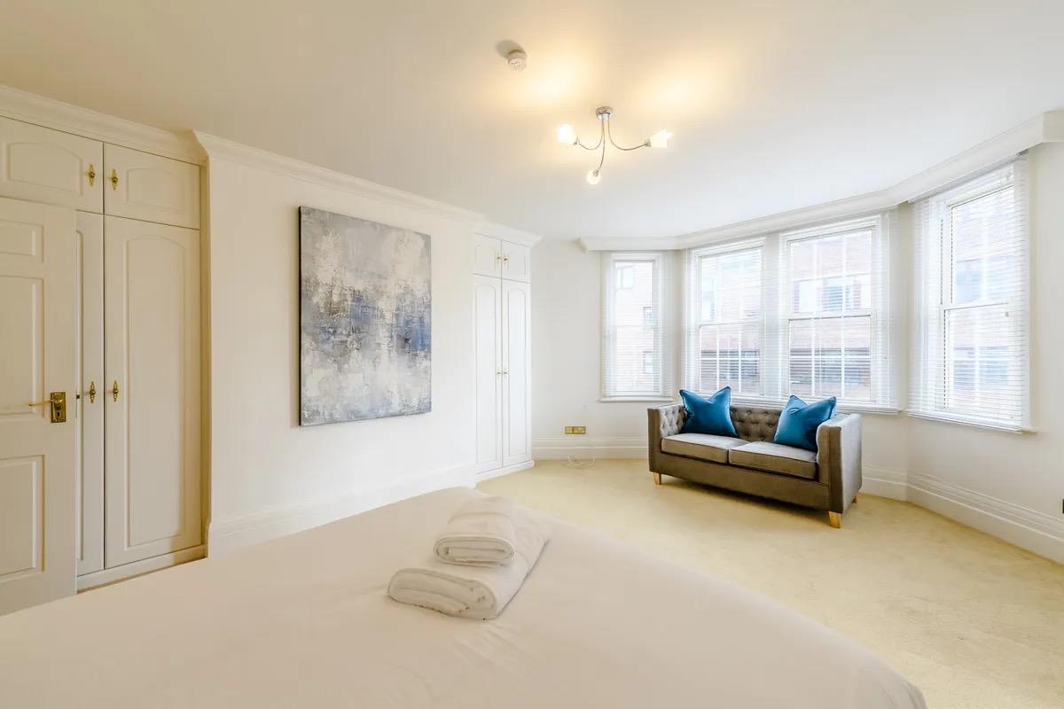 Park Road, London